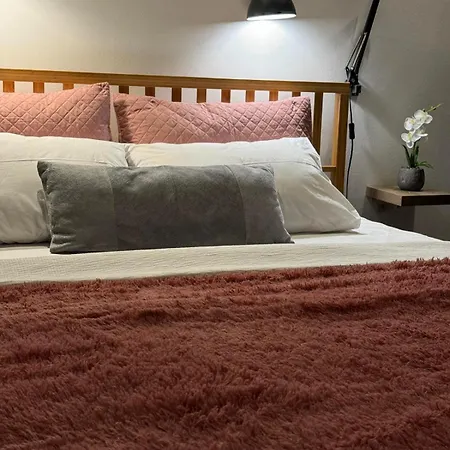 White Tower Area Loft Apartman *