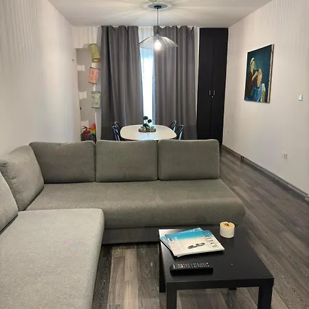 White Tower Area Loft *