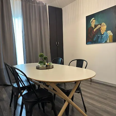 Apartman White Tower Area Loft *